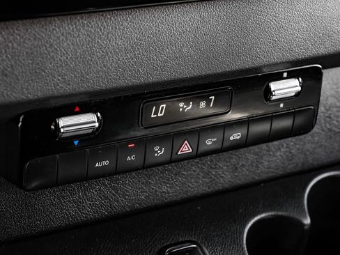 Used 2021 Mercedes-Benz Sprinter 3500 image 23