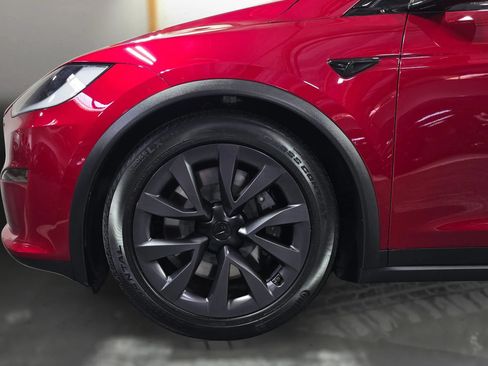 Used 2024 Tesla Model X AWD/4WD image 20