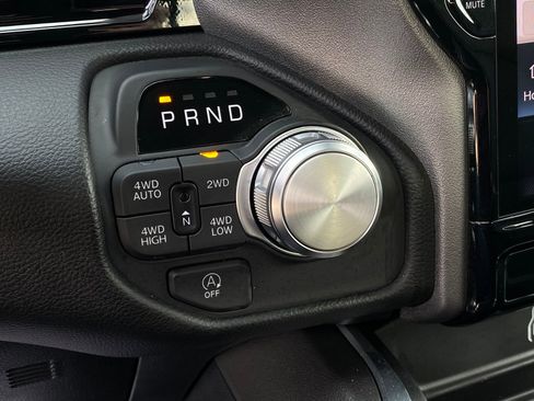 Used 2025 RAM 1500 Laramie w/ Night Edition image 19