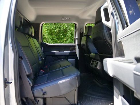Used 2024 Ford F250 Lariat w/ Sport Appearance Package AWD/4WD image 41