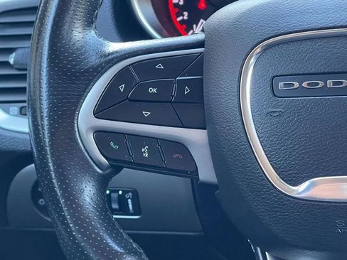 Used 2019 Dodge Durango SXT w/ 3rd Row Seating Group image 28