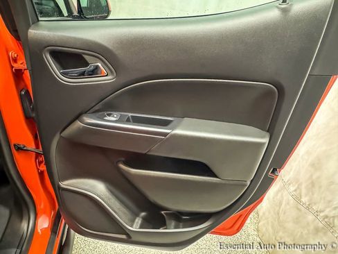 Used 2020 Chevrolet Colorado ZR2 w/ ZR2 Dusk Special Edition image 22