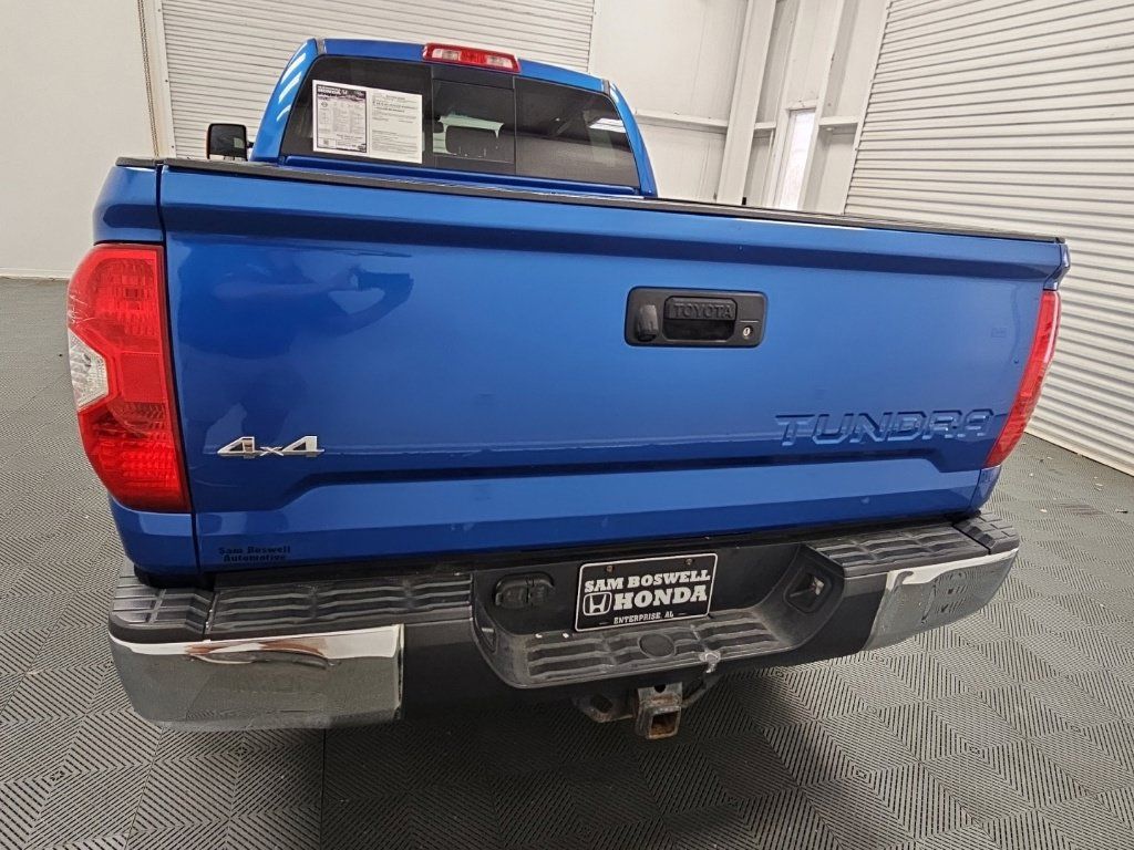 Used 2017 Toyota Tundra SR5 w/ SR5 Upgrade Package AWD/4WD image 8