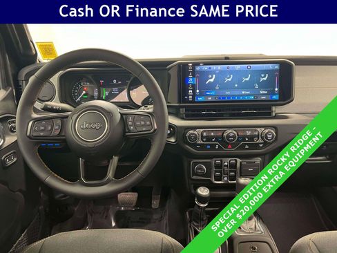 Used 2024 Jeep Wrangler Unlimited w/ Convenience Group AWD/4WD image 13