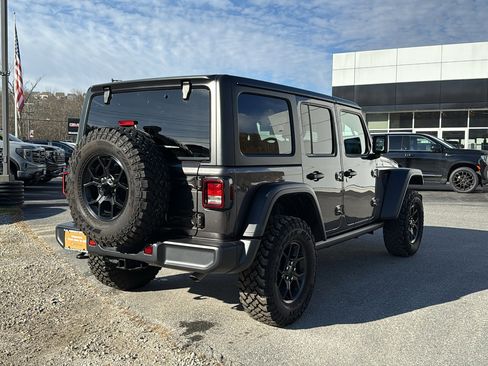 Certified 2024 Jeep Wrangler Willys image 4