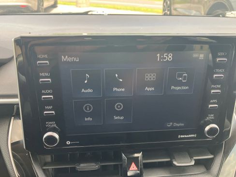Used 2021 Toyota Corolla LE FWD image 20