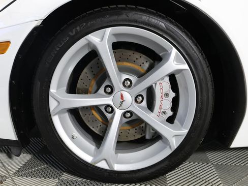 Used 2011 Chevrolet Corvette Grand Sport w/ Preferred Equipment Group RWD image 44