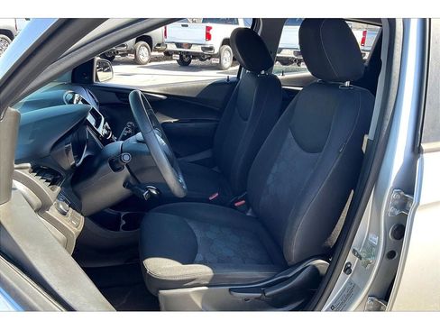 Used 2017 Chevrolet Spark LS image 27