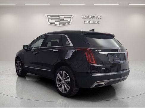 Used 2025 Cadillac XT5 Premium Luxury image 5