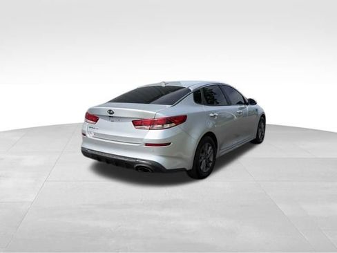 Used 2020 Kia Optima LX FWD image 7