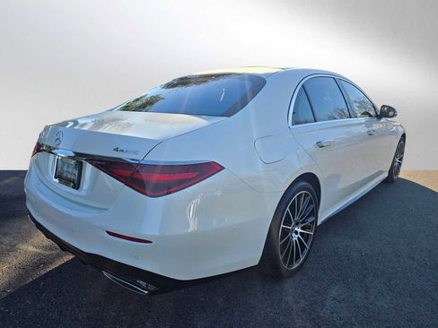 Certified 2022 Mercedes-Benz S 500 4MATIC image 3