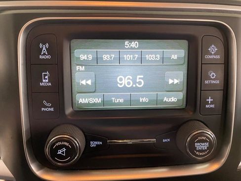 Used 2015 RAM 1500 Classic SLT w/ SLT Plus D←cor Group image 33