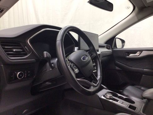 Used 2024 Ford Escape Platinum image 10