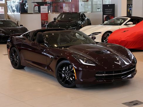 Used 2017 Chevrolet Corvette Stingray Coupe w/ Battery Protection Package image 7