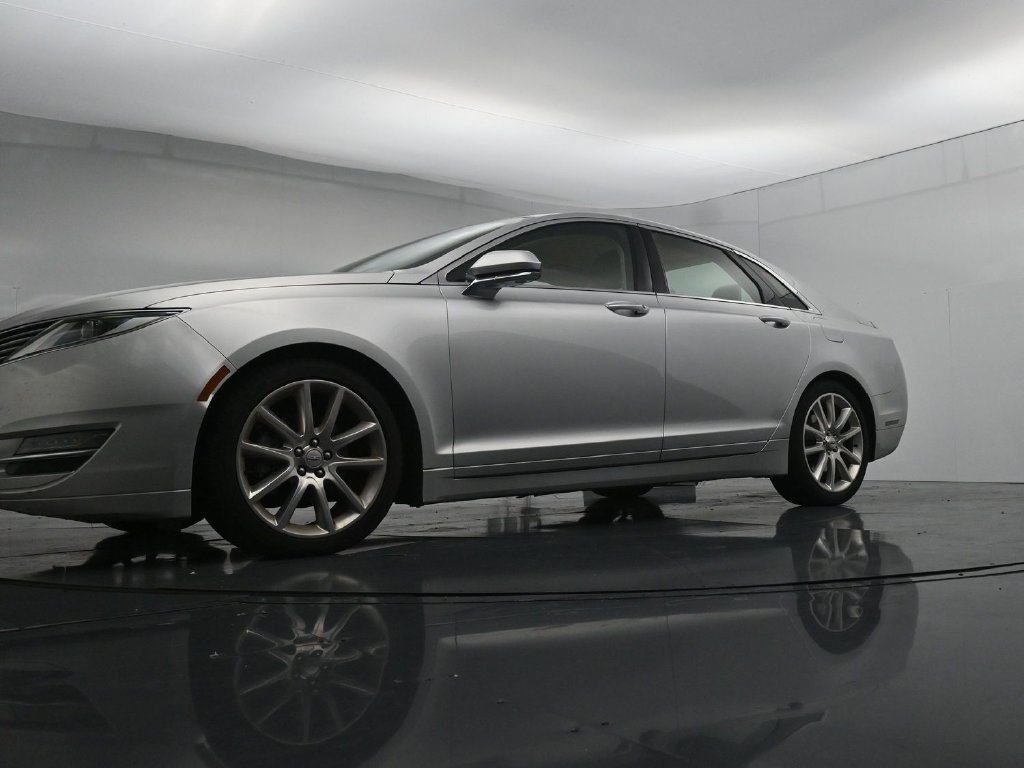Used 2014 Lincoln MKZ w/ Equipment Group 101A Select FWD image 20