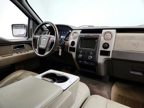 Used 2010 Ford F150 XLT image 23
