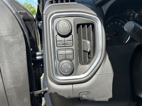 Used 2020 Chevrolet Silverado 1500 LT Trail Boss w/ Convenience Package AWD/4WD image 15
