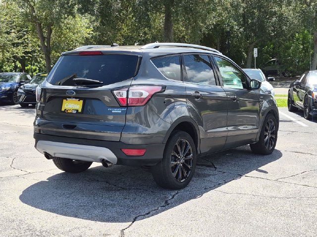 Used 2017 Ford Escape Titanium FWD image 5