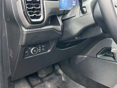 Used 2024 Ford Ranger XLT w/ Trailer Tow Package image 28