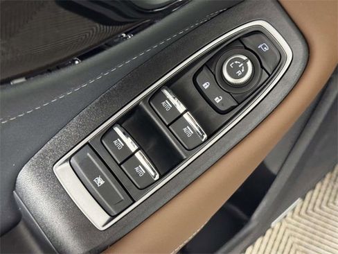 Certified 2025 Subaru Outback Touring image 18