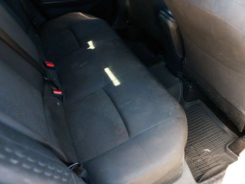 Used 2018 Toyota C-HR XLE FWD image 21