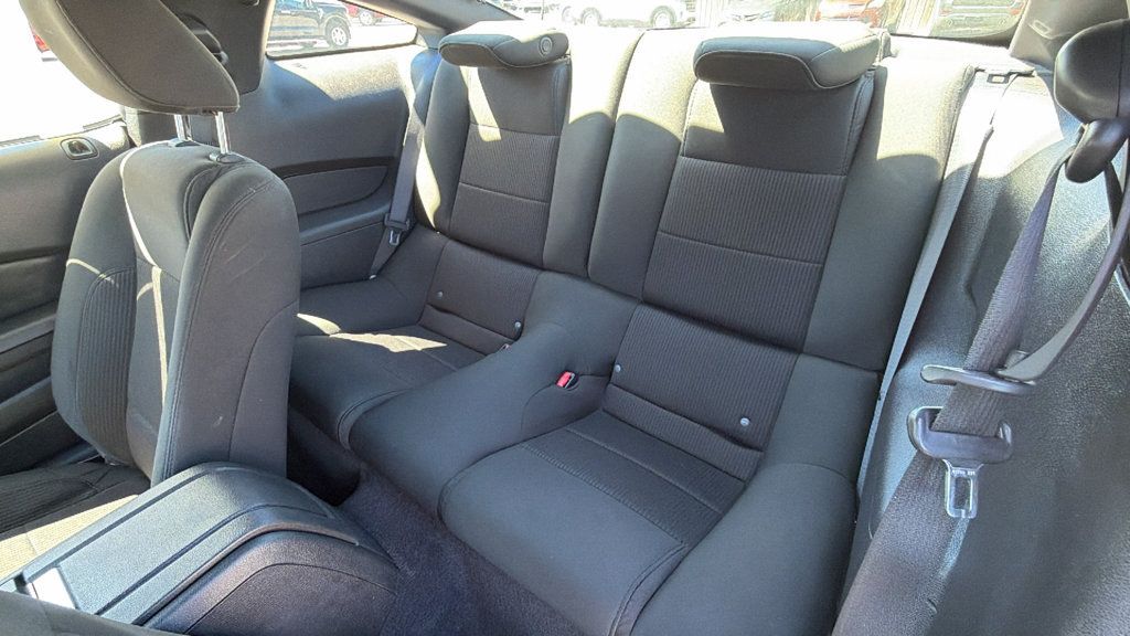 Used 2011 Ford Mustang Coupe RWD image 24