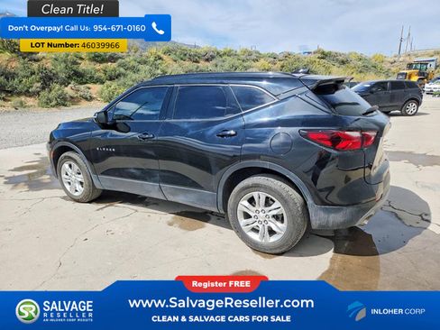 Used 2021 Chevrolet Blazer LT image 3