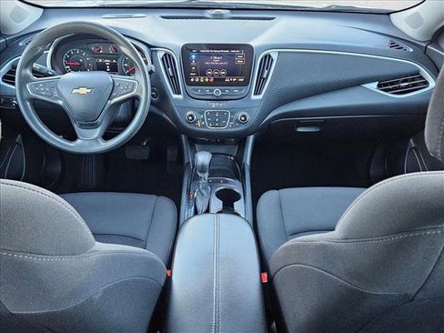 Used 2024 Chevrolet Malibu LT image 17