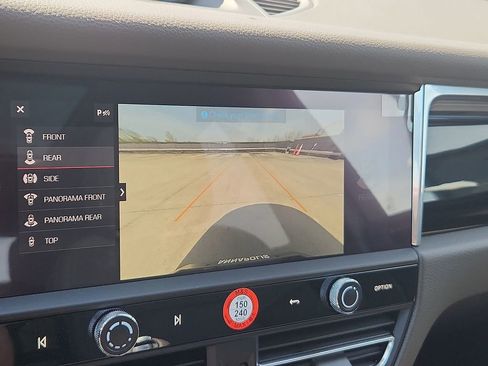 New 2026 Porsche Macan AWD/4WD image 17