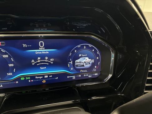 Used 2024 Chevrolet Silverado 1500 LT image 43