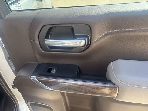 Used 2022 Chevrolet Silverado 1500 LTZ image 55