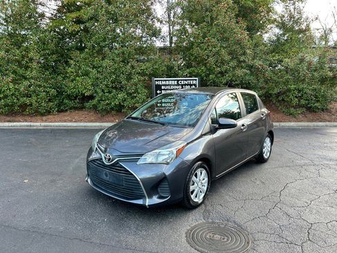 Used 2015 Toyota Yaris LE image 3