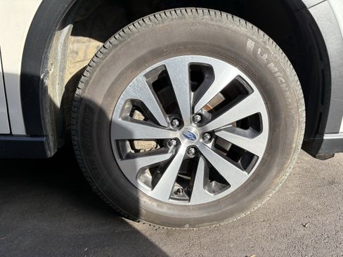 Used 2021 Subaru Outback Premium w/ Popular Package #1 image 12