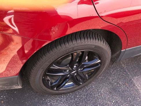 Used 2020 Chevrolet Equinox LT w/ Sport Edition AWD/4WD image 11