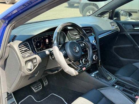 Used 2018 Volkswagen Golf R 4-Door AWD/4WD image 5
