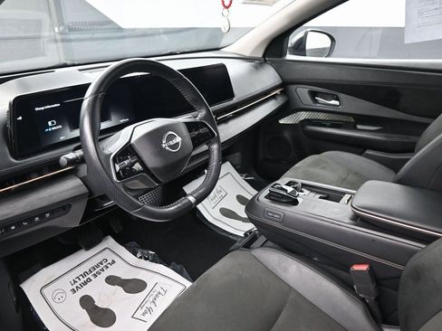 Used 2023 Nissan Ariya FWD image 26