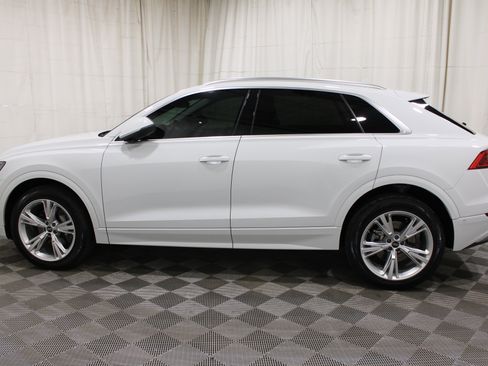 Used 2023 Audi Q8 Premium w/ Convenience Package AWD/4WD image 7