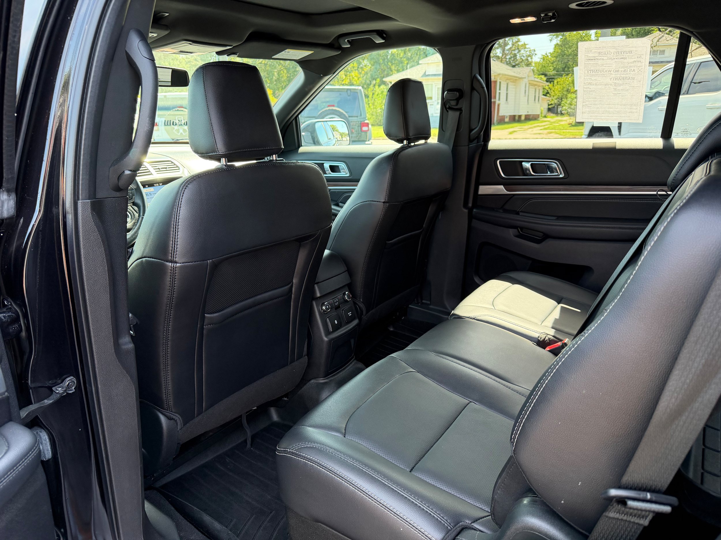 Used 2019 Ford Explorer Limited AWD/4WD image 14