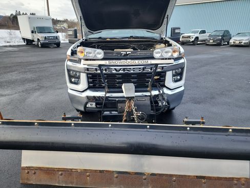 Used 2022 Chevrolet Silverado 2500 LT w/ Convenience Package image 34