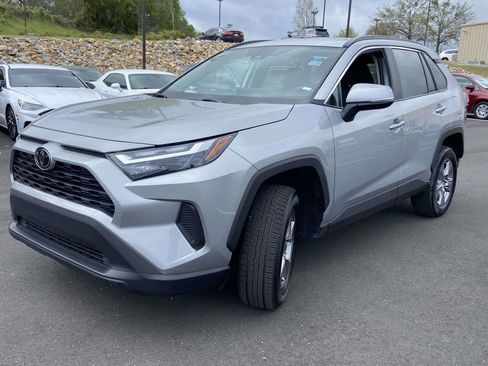 Used 2024 Toyota RAV4 XLE image 7
