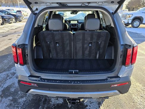Used 2023 Kia Sorento SX Prestige image 31