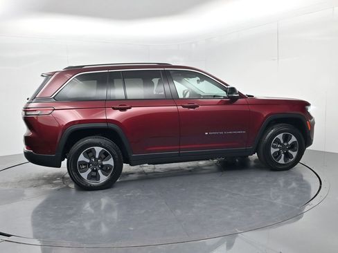 Used 2024 Jeep Grand Cherokee Limited 4xe AWD/4WD image 8