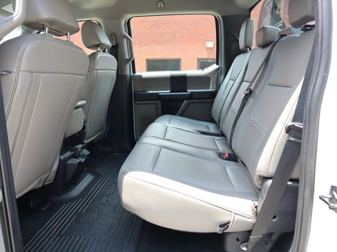 Used 2022 Ford F550 4x4 Crew Cab Super Duty w/ Power Equipment Group image 12