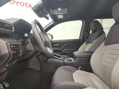 Used 2025 Toyota Tacoma TRD Sport RWD image 14