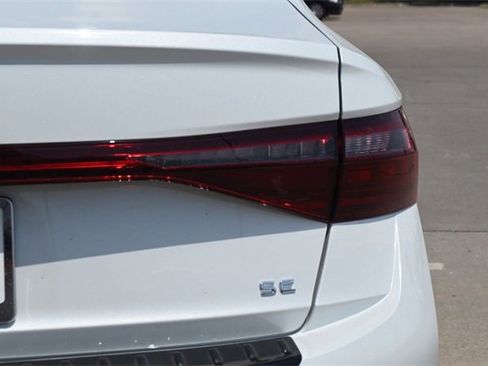 New 2025 Volkswagen Jetta SE image 5