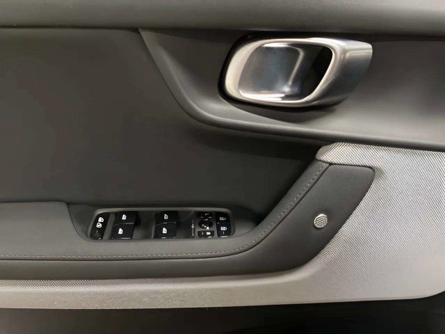 Used 2023 Polestar Polestar 2 w/ Pilot Pack AWD/4WD image 31