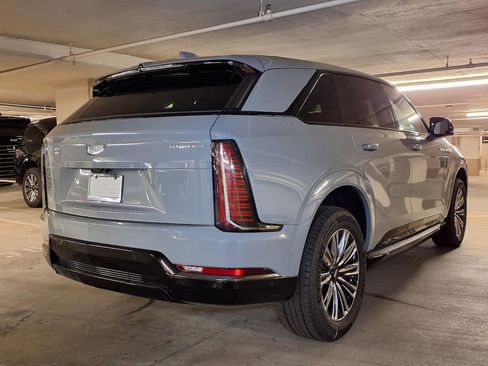 New 2026 Cadillac Escalade IQ Sport 1 w/ LPO, Floor Liner Package AWD/4WD image 8