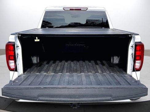 Used 2021 GMC Sierra 1500 Elevation image 26