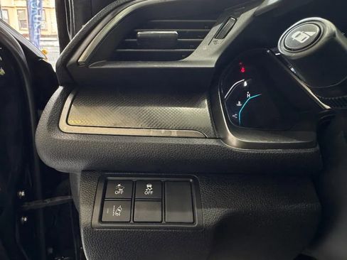 Used 2019 Honda Civic EX image 13