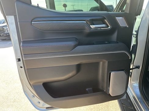 Used 2024 GMC Sierra 1500 AT4X image 35